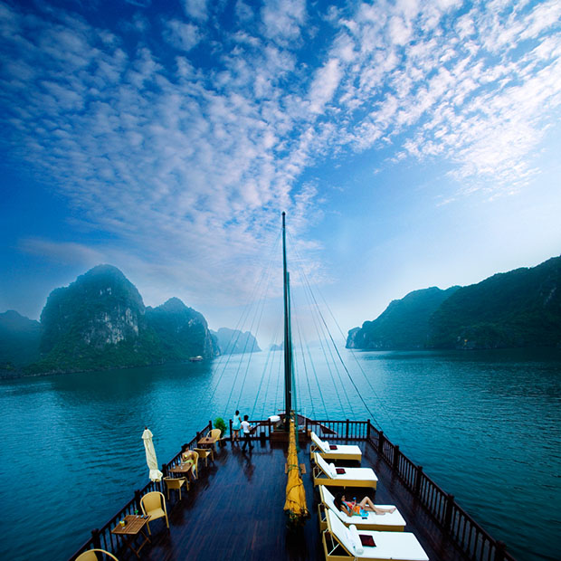 crucero en la bahía de Halong