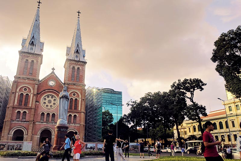 Catedral de Notre-Dame en Ho Chi Minh Vacaciones