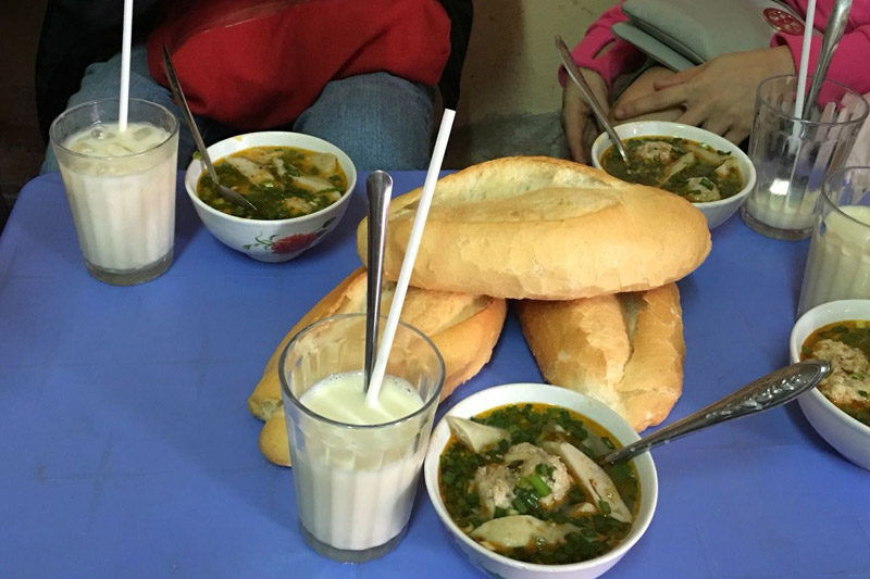 Leche de Soja Sua Dau Nanh, hanoi vietnam viajes