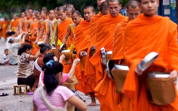 Luang Prabang, Viajes Laos