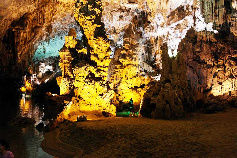 Viajes a Vietnam - La cueva Phong Nha