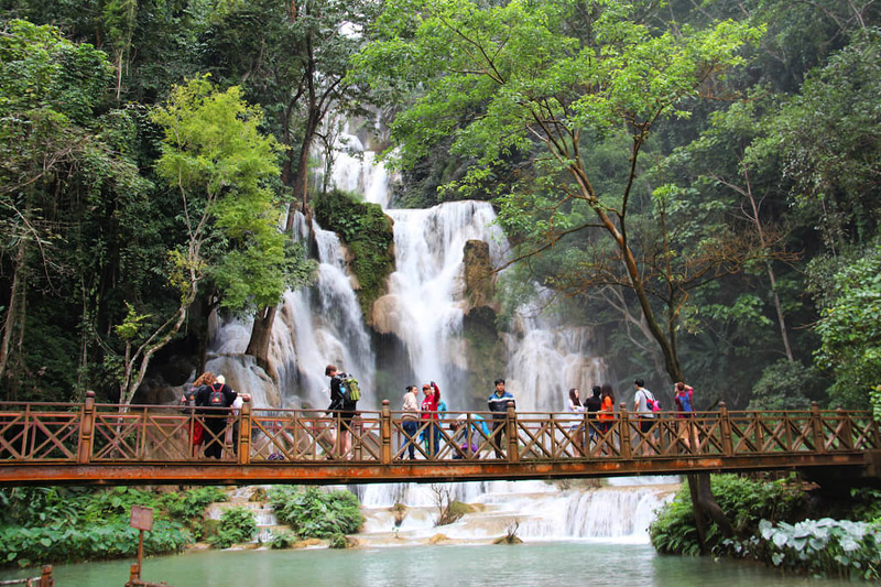Cachoeira Kuang Si - Visitar Laos