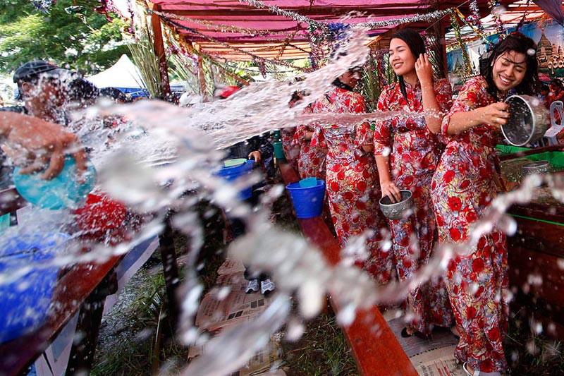 Festival da Agua de Thingyan - Visitar Myanmar