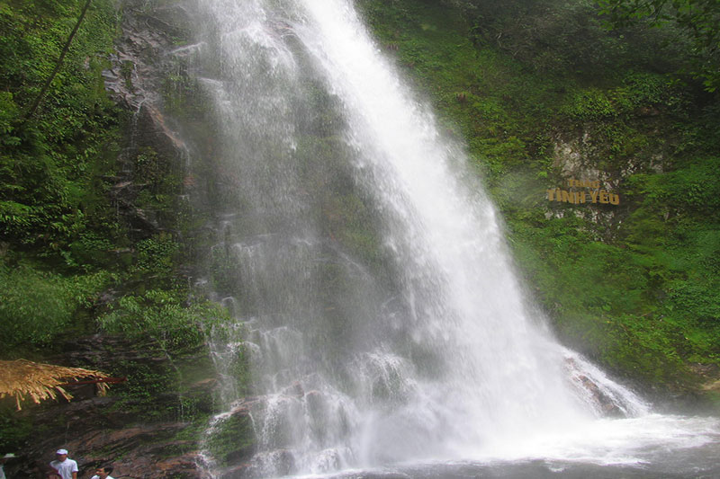 Cachoeira do amor - Férias em Vietnã