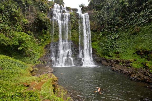 Saltos de agua de Tad Fane, Vacaciones Laos