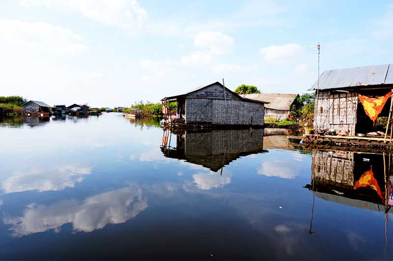 Lago Tonle Sap, Camboja
