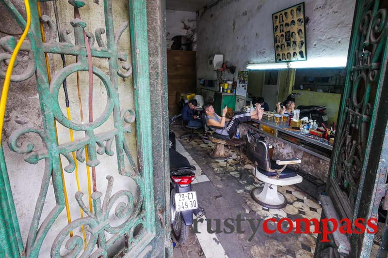 barber shop hanoi old quarter barber shop hanoi old quarter vietnam trip