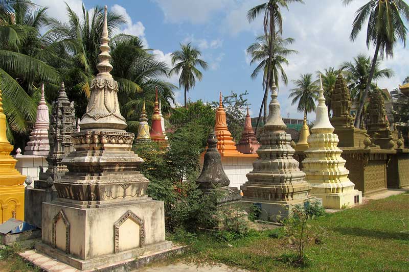 Wak Damnak, Camboja
