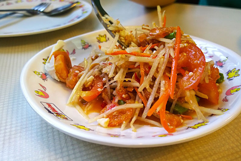 Salada de mamão - Comida Tailandesa Salada de mamão - Comida Tailandesa